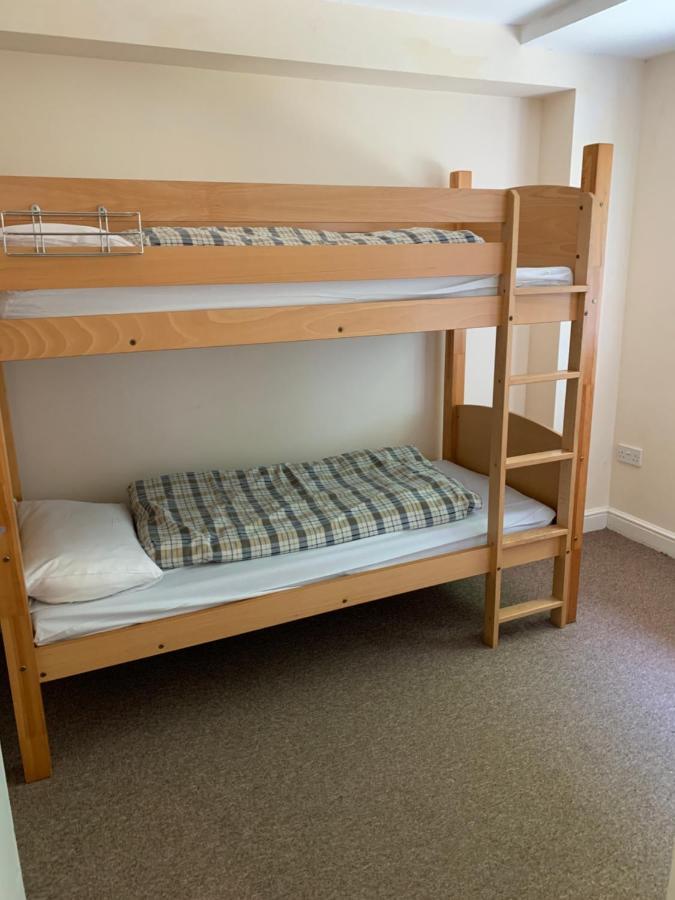 Stonehenge Hostel - Yha Affliated Cholderton Экстерьер фото